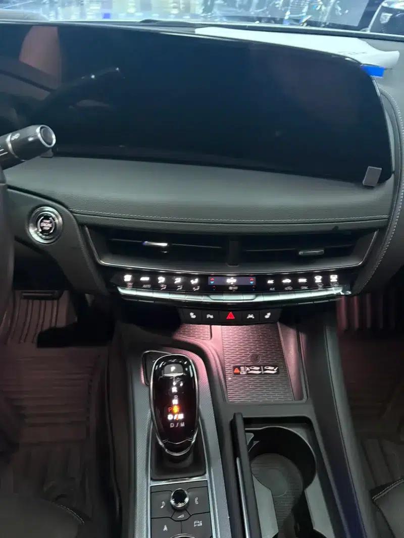 2024 Cadillac CT5 28T Luxury Pro — миниатюра 9