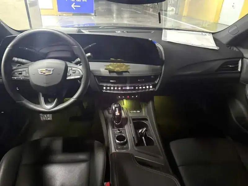 2024 Cadillac CT5 28T Luxury Pro — миниатюра 6