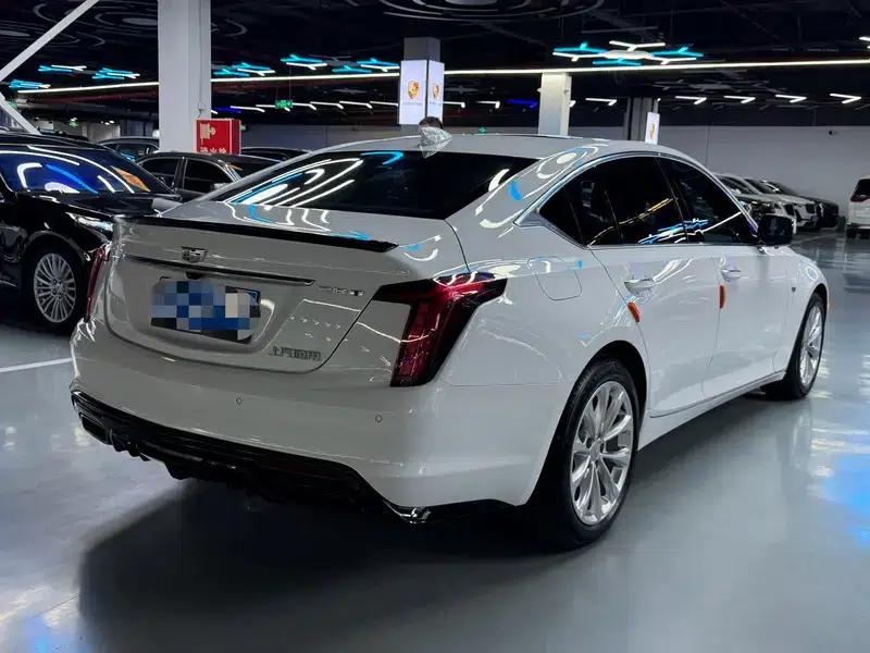 2022 Cadillac CT5 28T Luxury — миниатюра 5