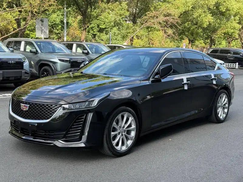 2022 Cadillac CT5 28T Luxury — миниатюра 1