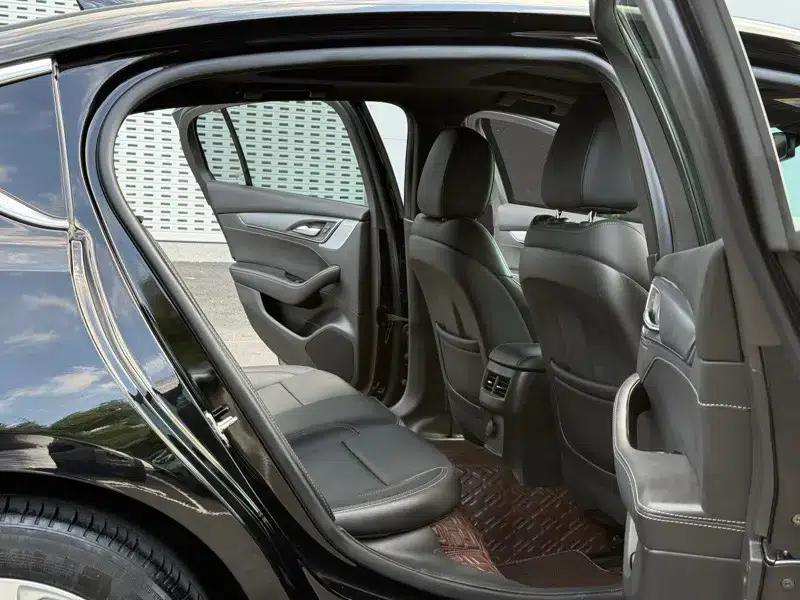 2022 Cadillac CT5 28T Luxury — миниатюра 17