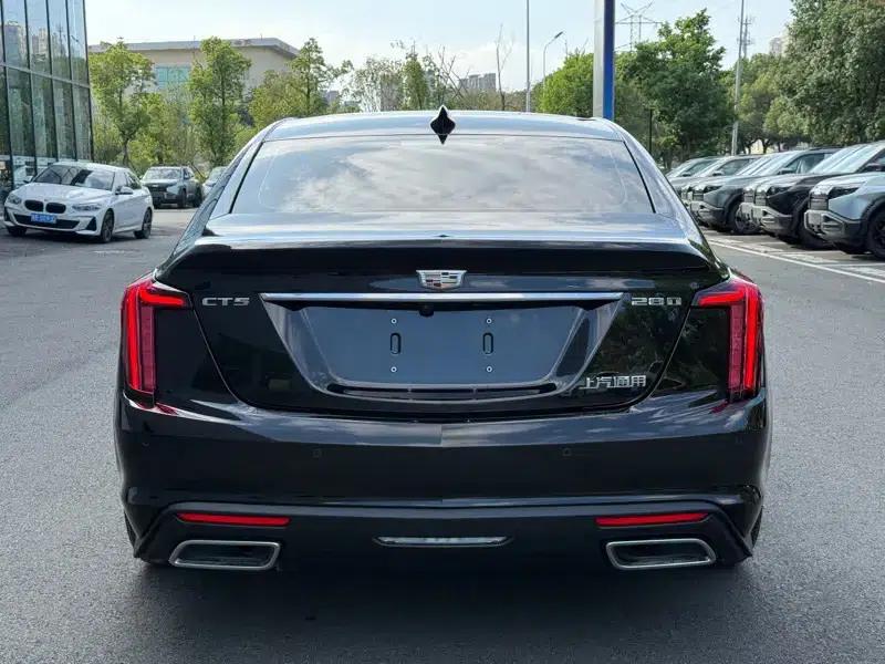 2022 Cadillac CT5 28T Luxury — миниатюра 6