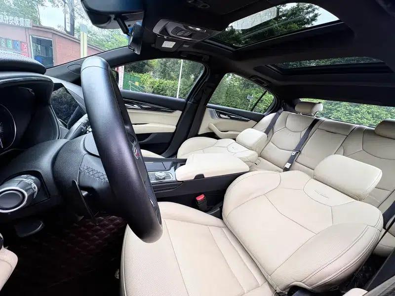 2020 Cadillac CT5 28T Luxury — миниатюра 11
