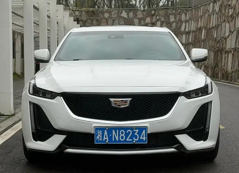 2020 Cadillac CT5 28T Luxury — миниатюра 2