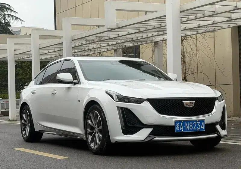 2020 Cadillac CT5 28T Luxury — миниатюра 3