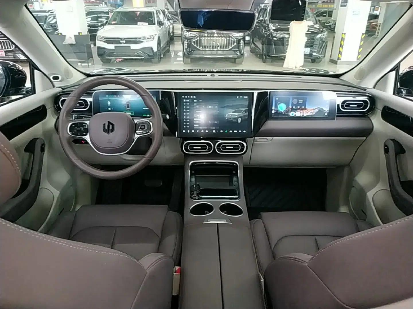 Leapmotor C11 2023 Pure Electric 500 Comfort Edition — миниатюра 12