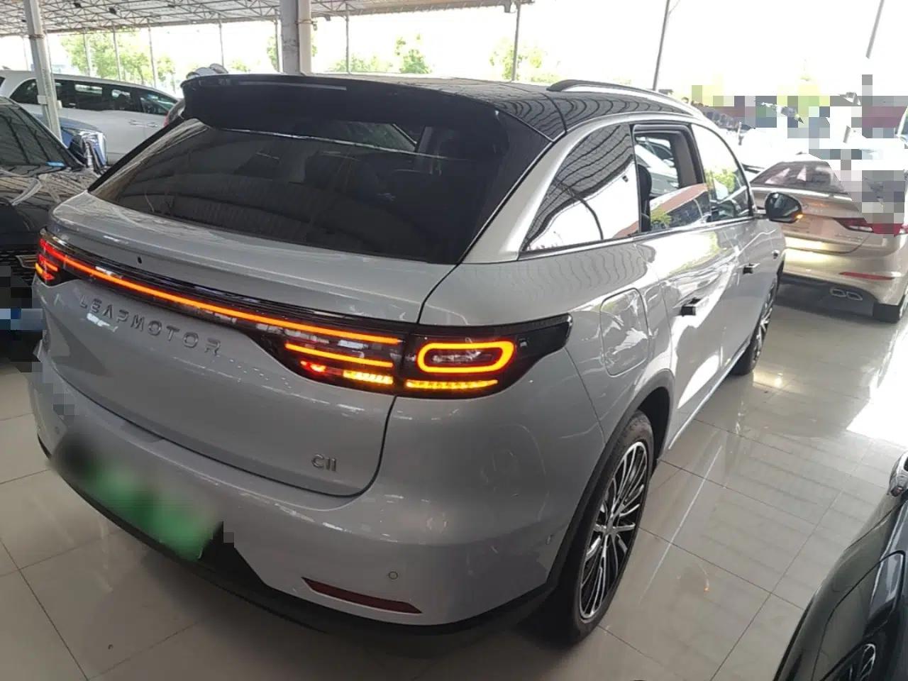 Leapmotor C11 2026 All-Electric 640 LiDAR Prestige Edition — миниатюра 6