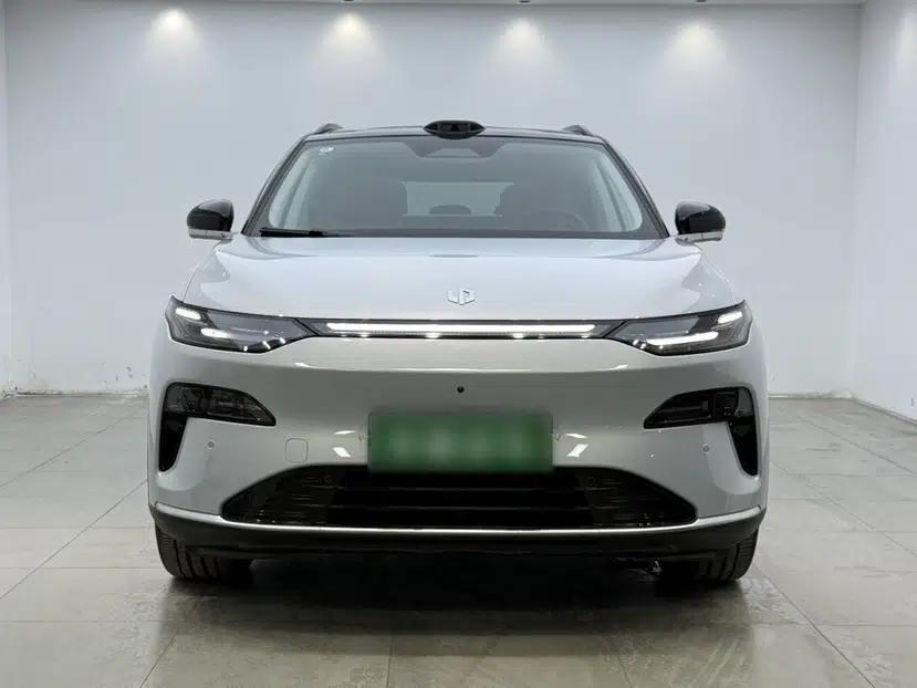 Leapmotor C11 2026 All-Electric 640 LiDAR Prestige Edition — миниатюра 3