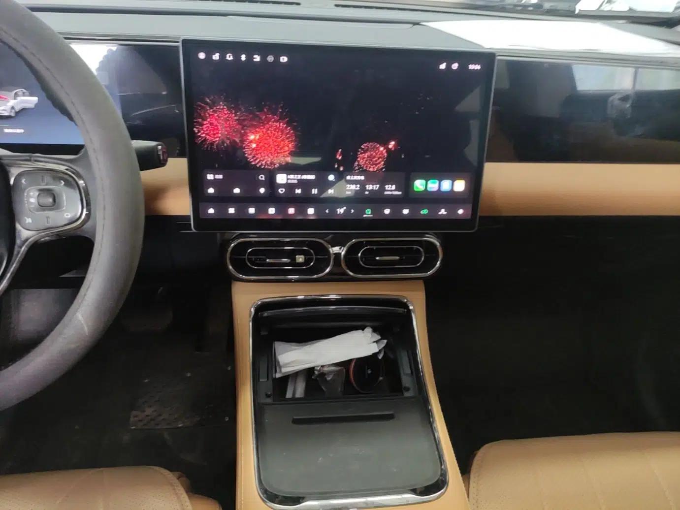 Leapmotor C11 2024 All-Electric 580 Luxury Edition — миниатюра 15