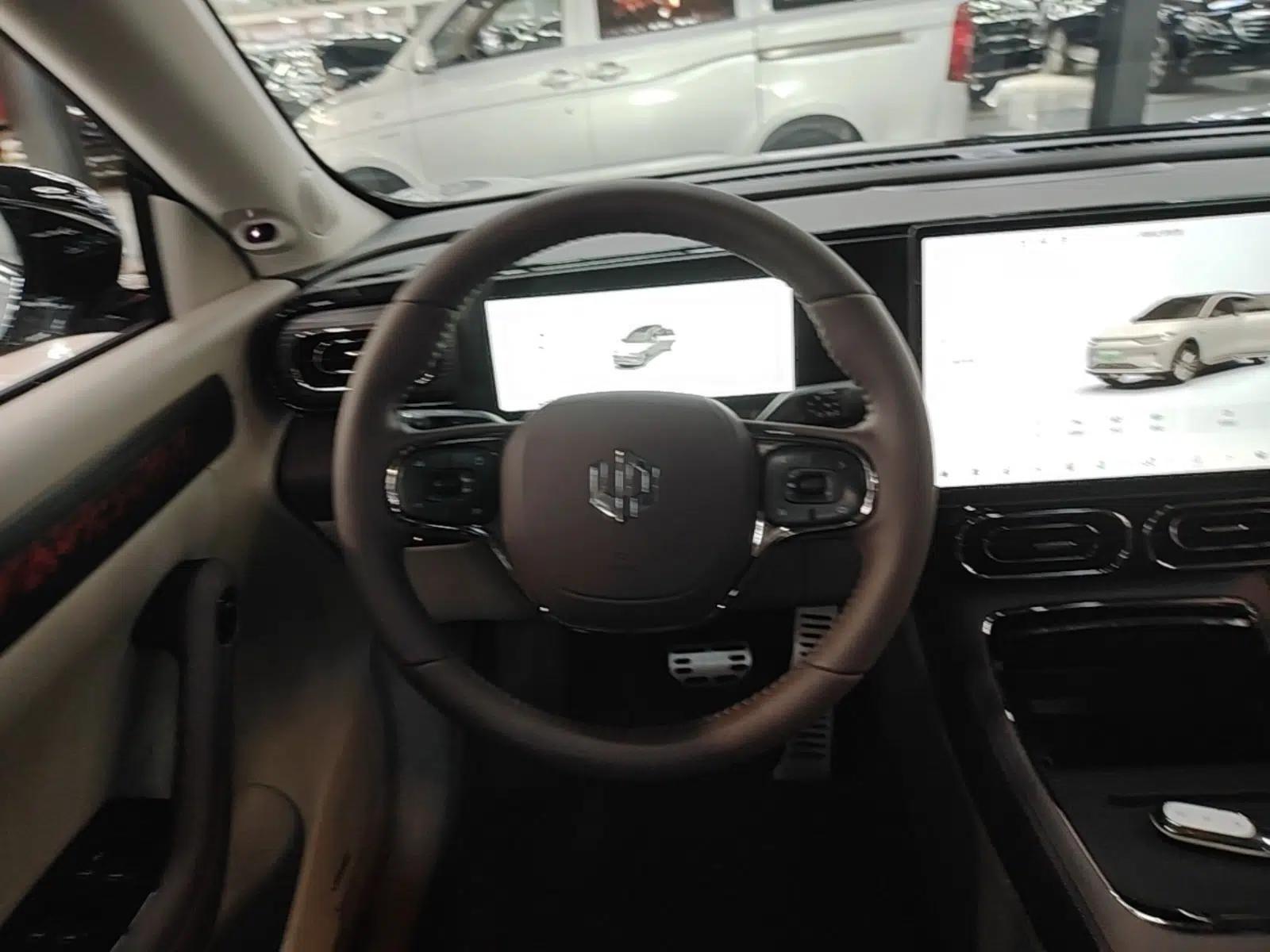 Leapmotor C11 2024 All-Electric 580 Luxury Edition — миниатюра 13