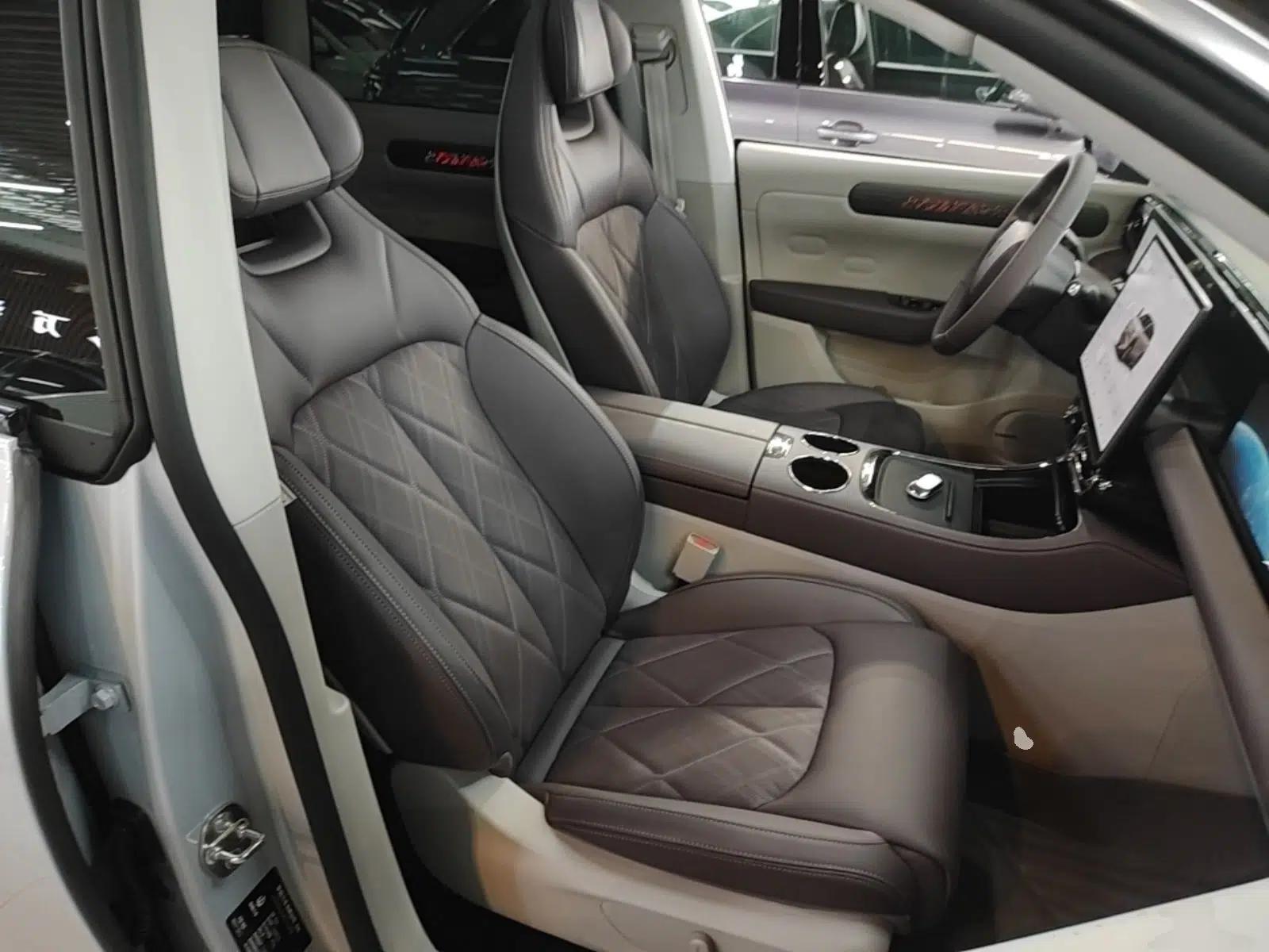 Leapmotor C11 2024 All-Electric 580 Luxury Edition — миниатюра 19