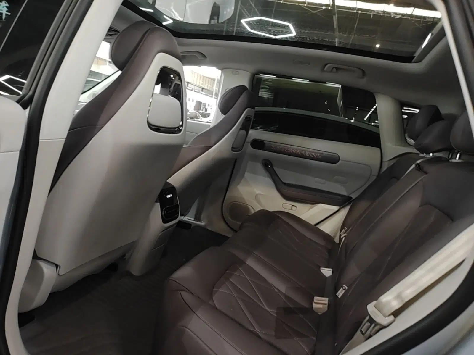 Leapmotor C11 2024 All-Electric 580 Luxury Edition — миниатюра 20