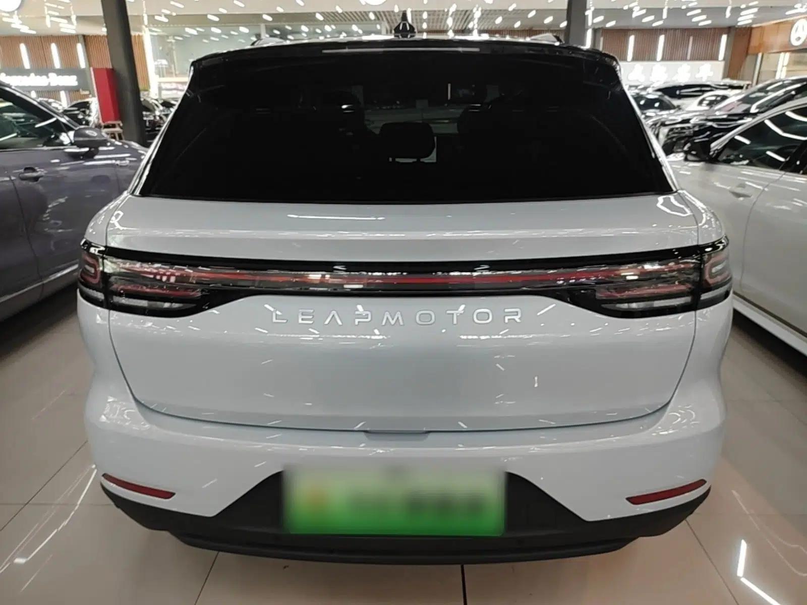 Leapmotor C11 2024 All-Electric 580 Luxury Edition — миниатюра 5