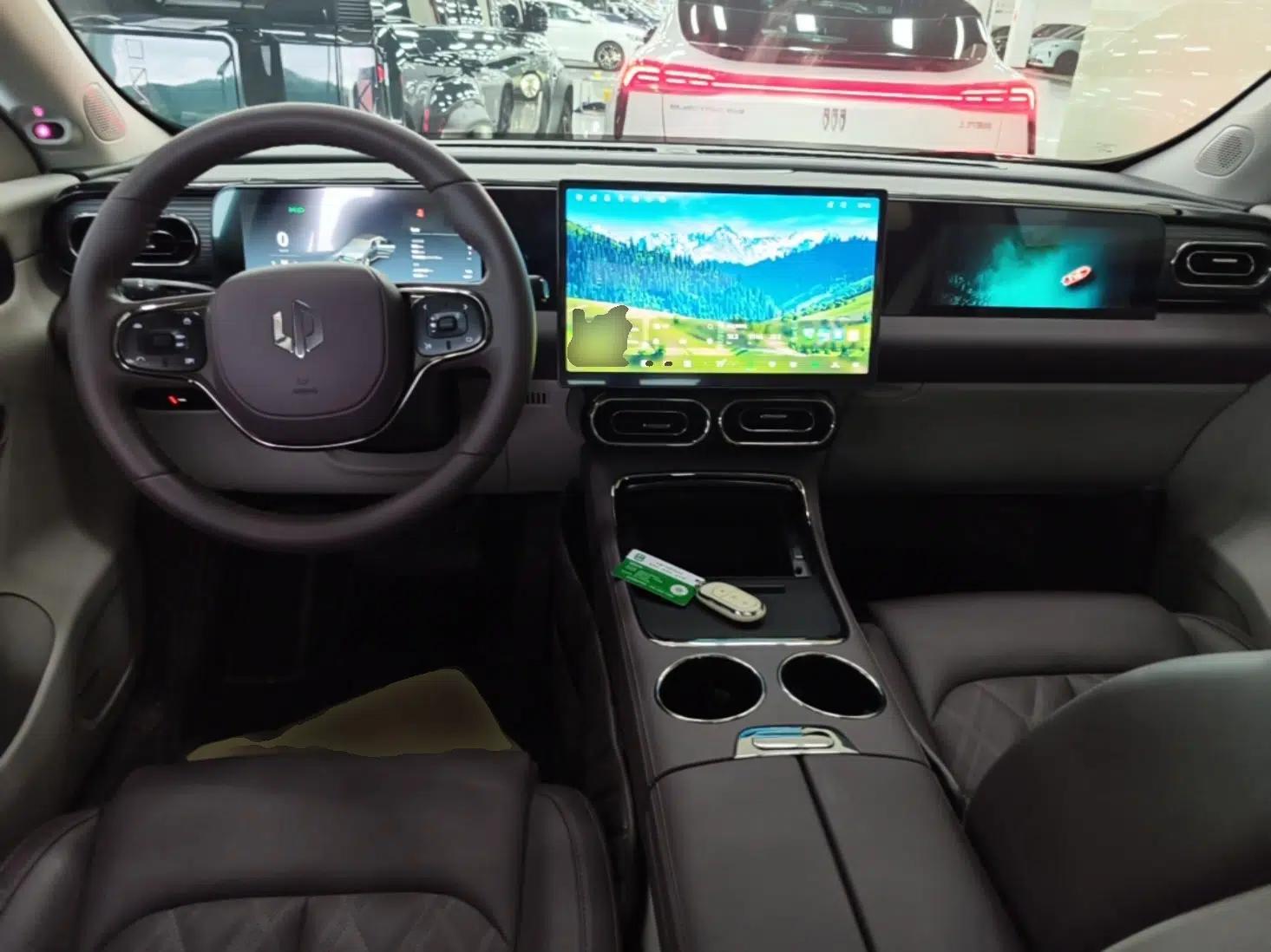 Leapmotor C11 2024 All-Electric 580 Luxury Edition — миниатюра 12