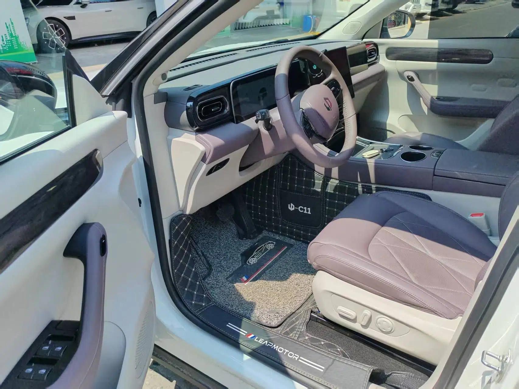 Leapmotor C11 2024 Range-Extended 300 Luxury Edition — миниатюра 17