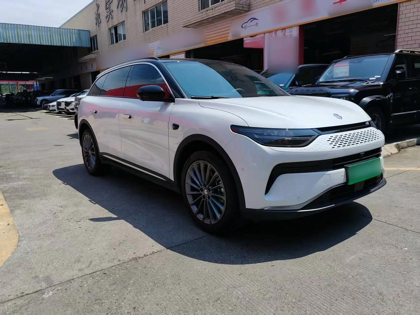 Leapmotor C11 2024 Range-Extended 300 Luxury Edition — миниатюра 3