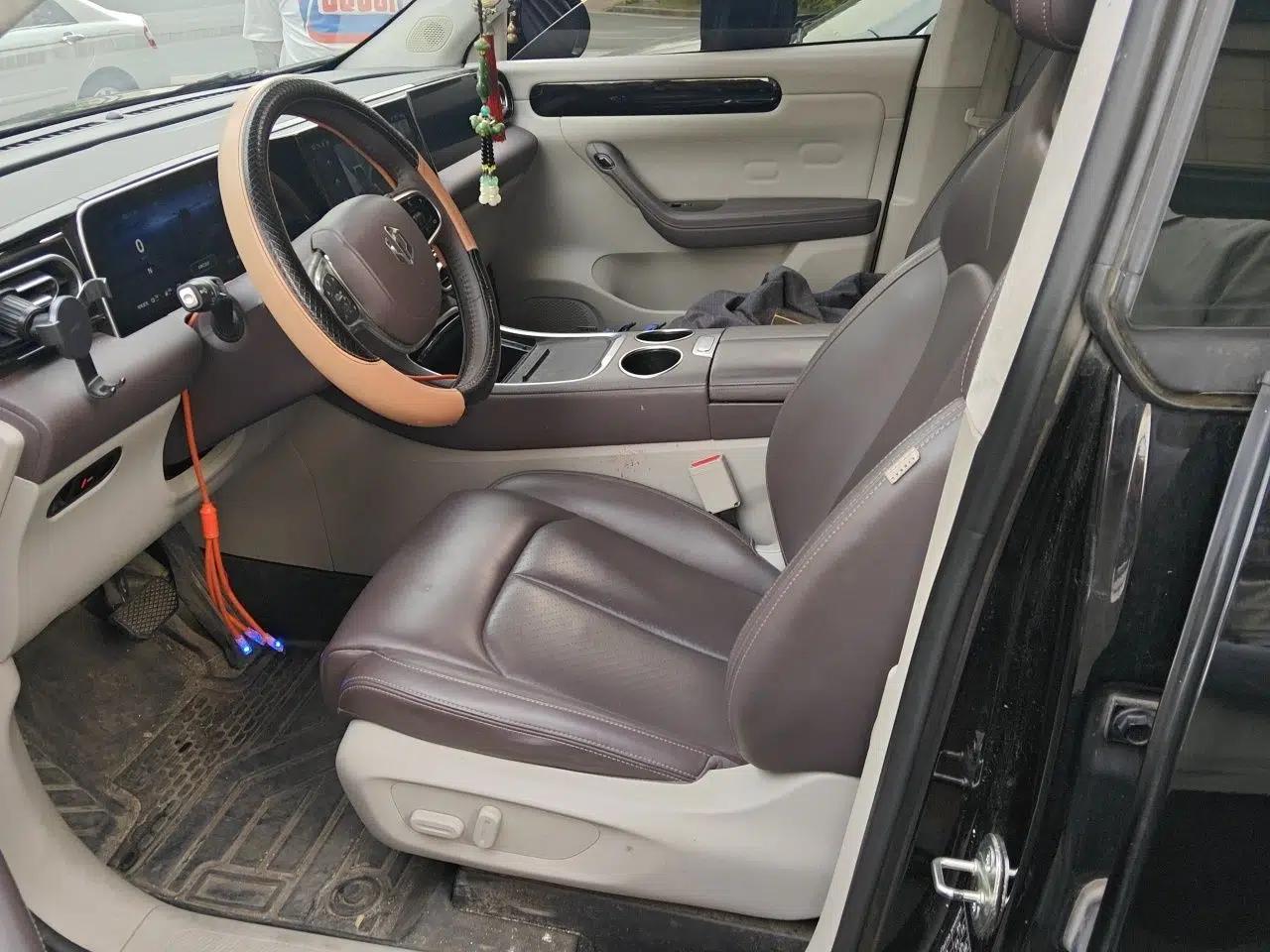 Leapmotor C11 2023 Extended-Range 285 Comfort Edition — миниатюра 15