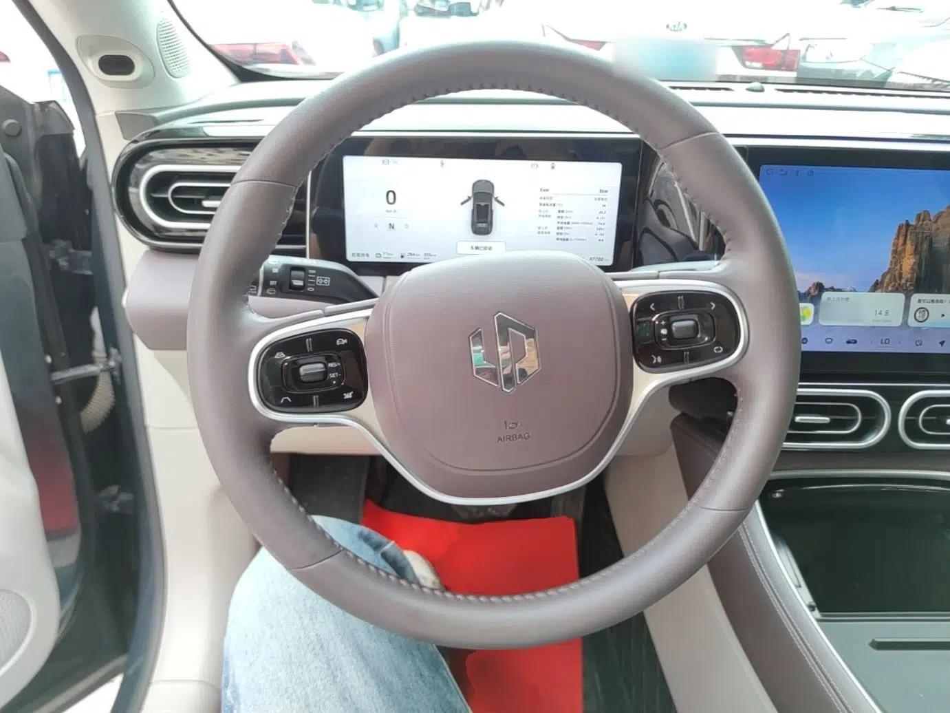 Leapmotor C11 2023 Range-Extended 180 Comfort Edition — миниатюра 13