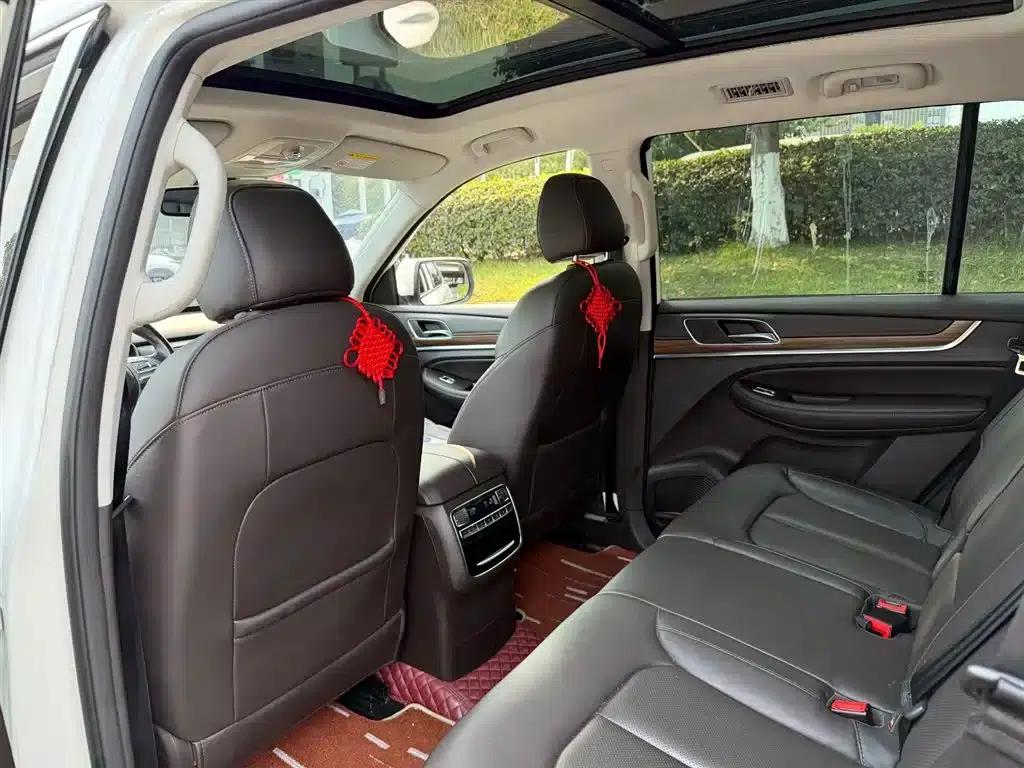 Roewe RX8 2019 30T Intelligent Connected 4WD Super Flagship Edition — миниатюра 11