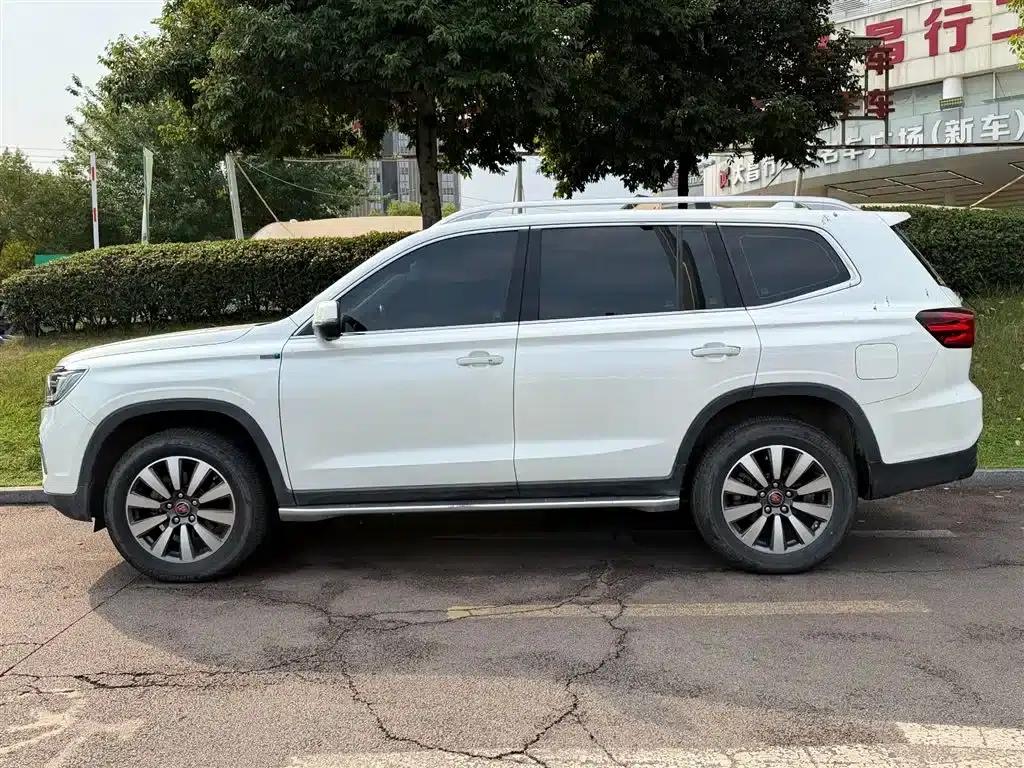 Roewe RX8 2019 30T Intelligent Connected 4WD Super Flagship Edition — миниатюра 3