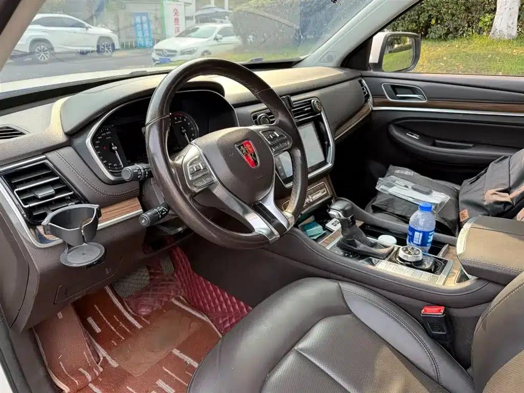 Roewe RX8 2019 30T Intelligent Connected 4WD Super Flagship Edition — миниатюра 7