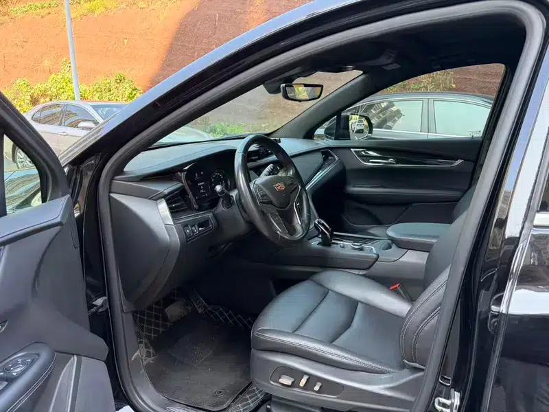 Cadillac XT5 2020 Facelift 28T AWD Luxury — миниатюра 8