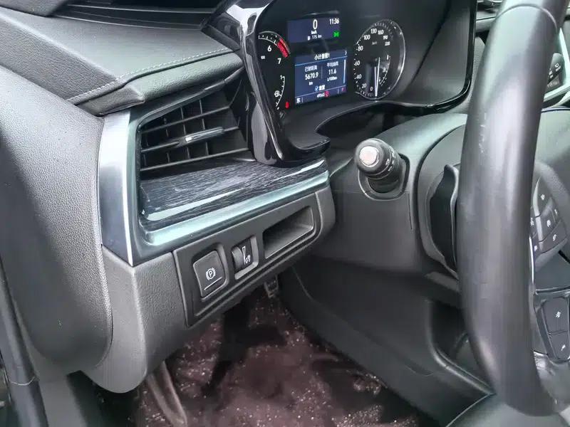 Cadillac XT5 2023 2.0T 2WD Fashion Edition — миниатюра 23