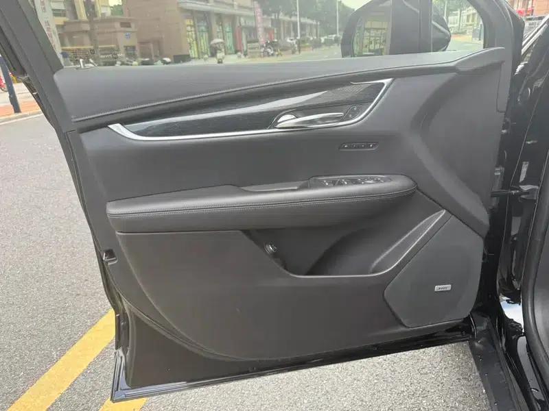 Cadillac XT5 2020 28T AWD Luxury — миниатюра 10