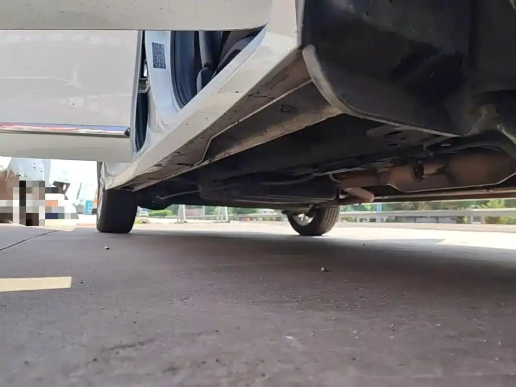 Wuling Jiachen 2022 1.5L Manual Comfort Edition — миниатюра 21