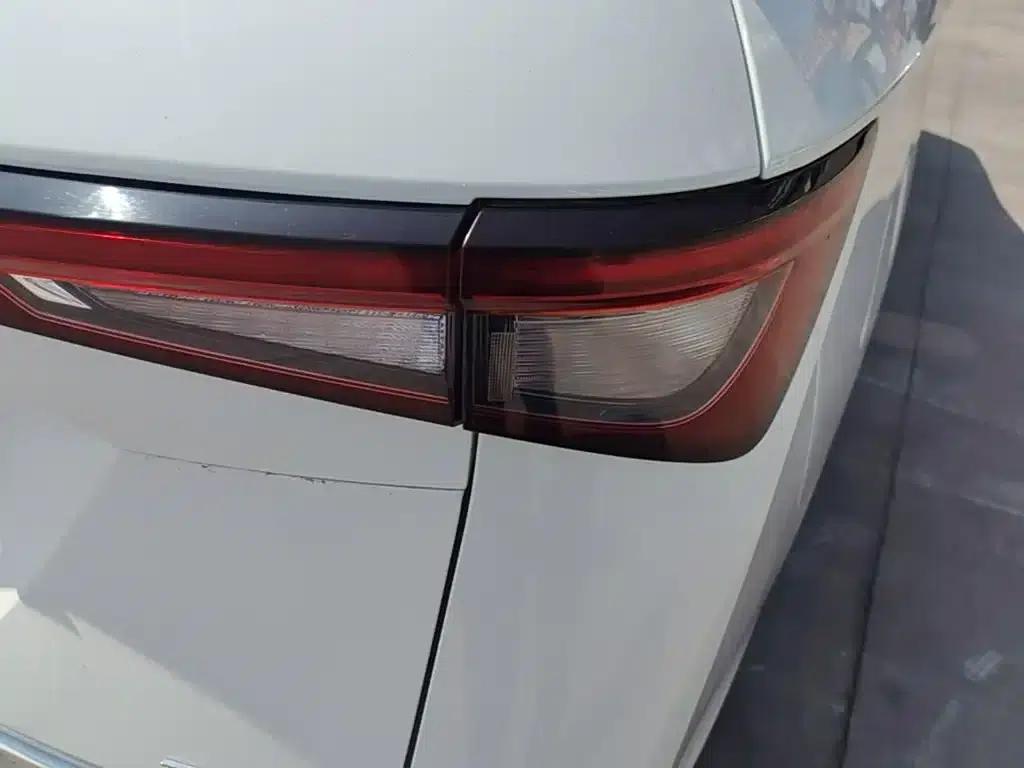Wuling Jiachen 2022 1.5L Manual Comfort Edition — миниатюра 8