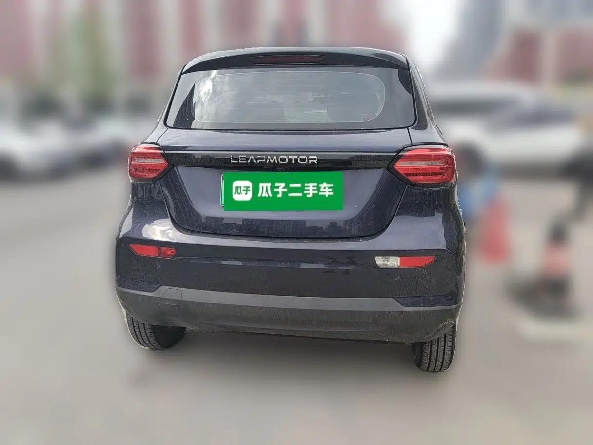 Leapmotor T03 2022 Hometown Jade Edition — миниатюра 5