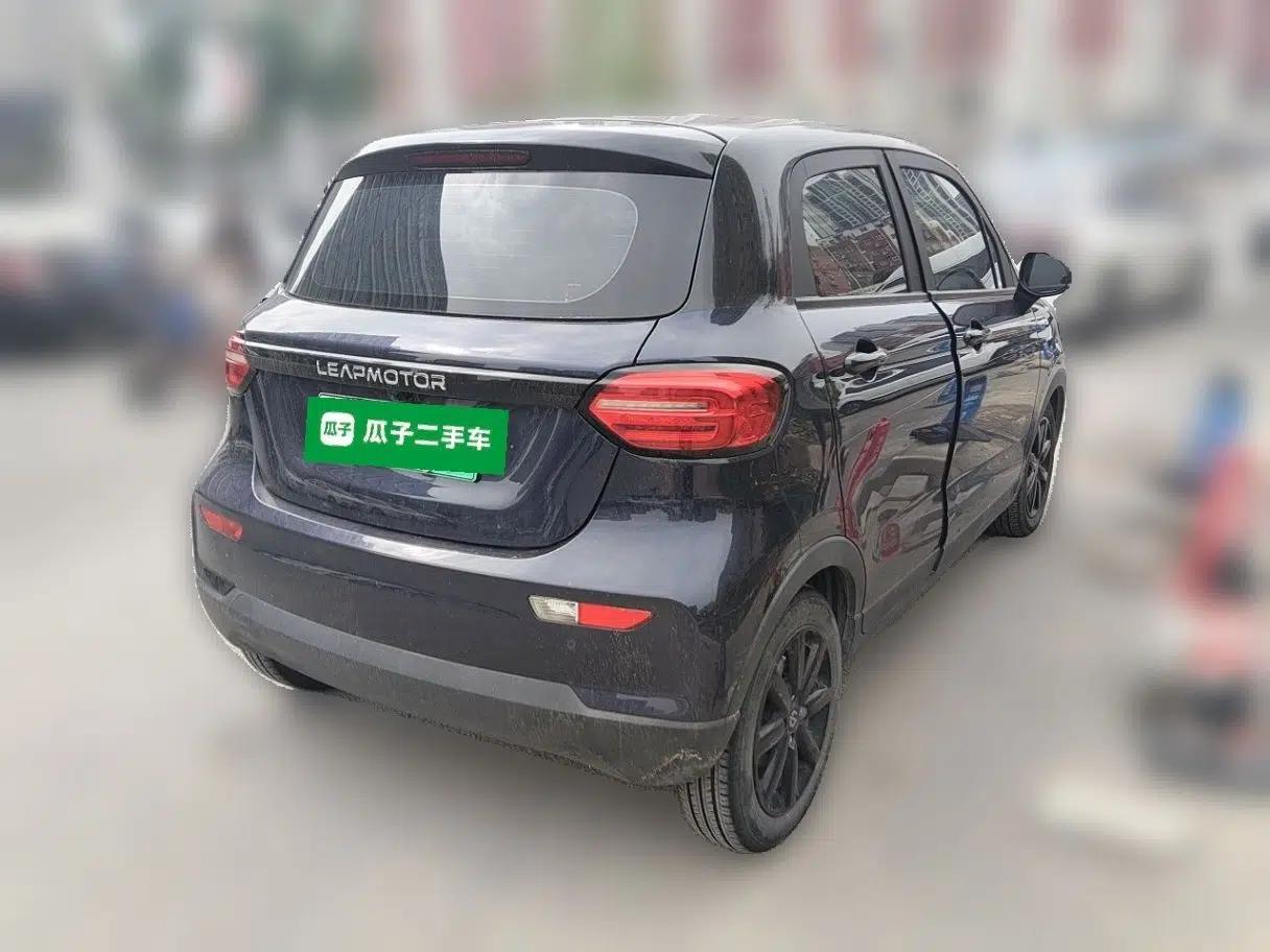 Leapmotor T03 2022 Hometown Jade Edition — миниатюра 6
