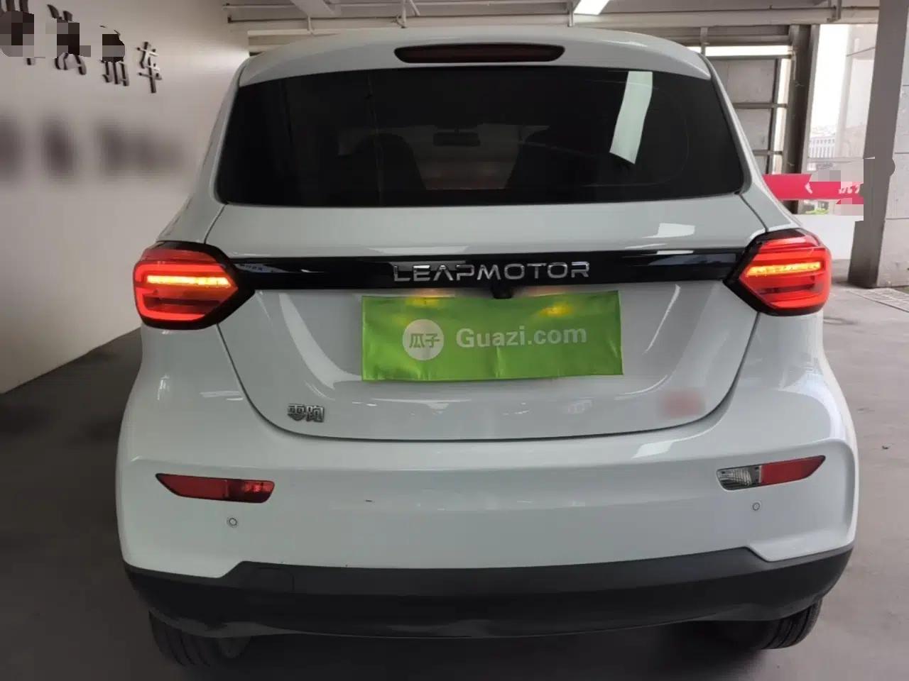 Leapmotor T03 2022 Hometown Jade Edition — миниатюра 5