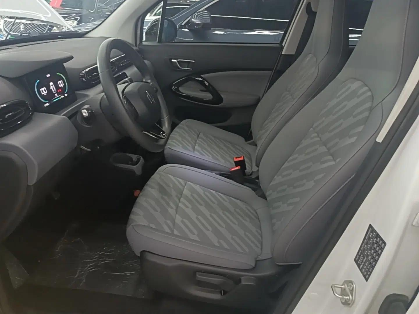 Leapmotor T03 2025 310 Comfort Edition — миниатюра 17