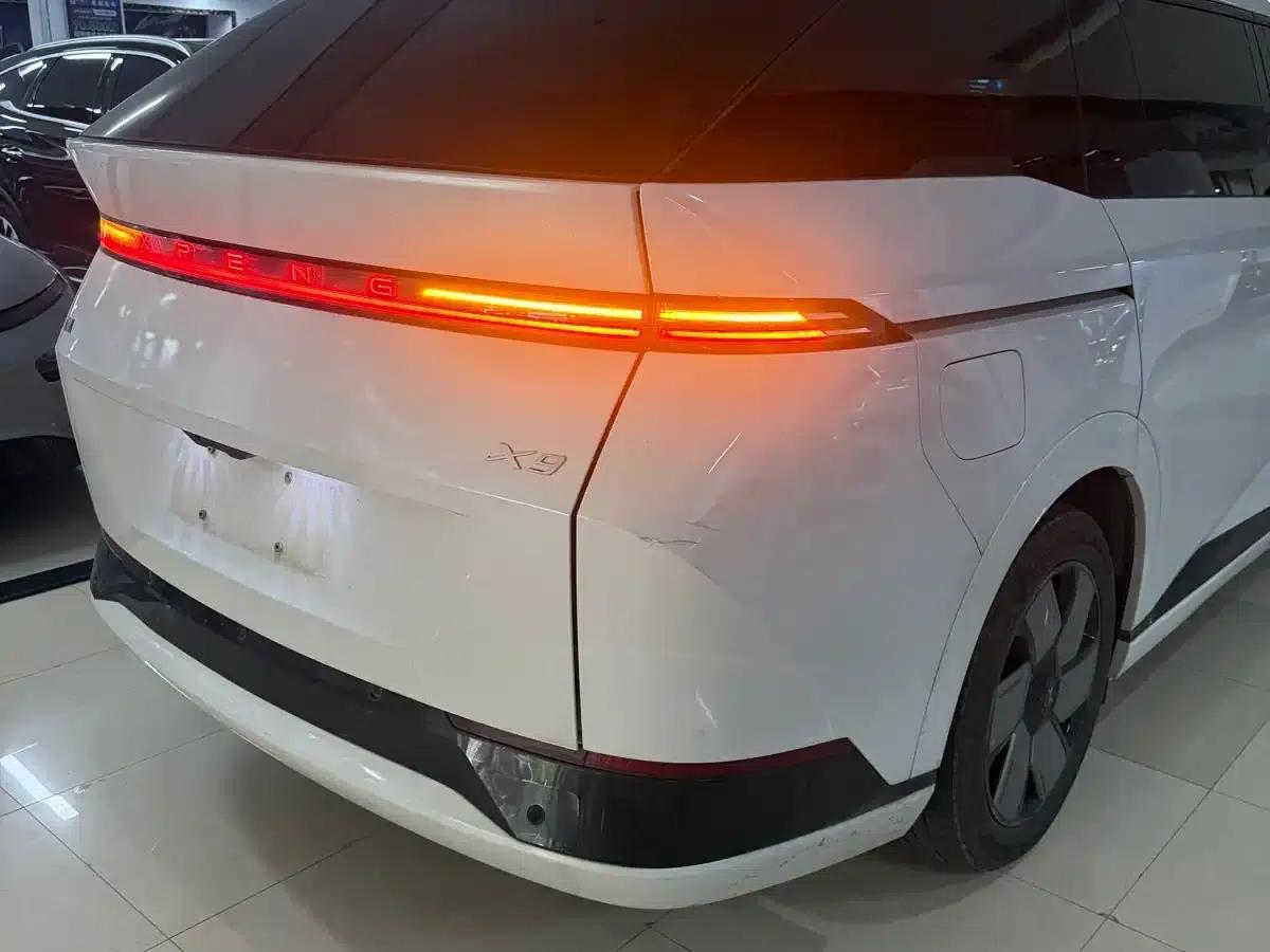 XPeng X9 2024 Model: 702kWh Ultra-Long Range (Max) — миниатюра 8