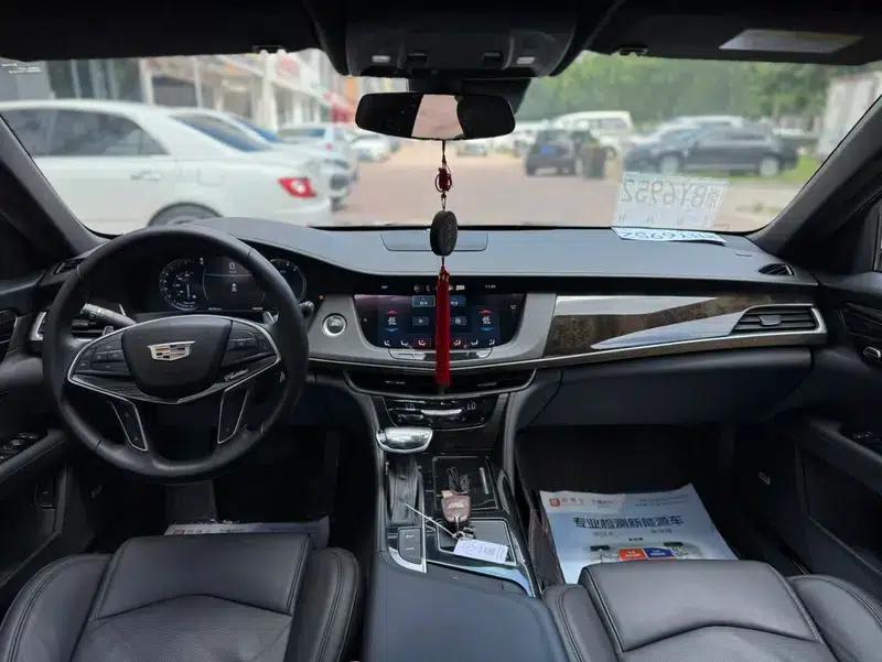2017 Cadillac CT6 40T Luxury — миниатюра 7