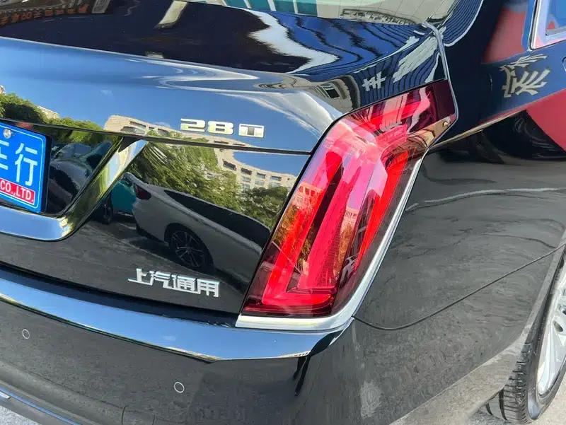 2017 Cadillac CT6 28T Elite — миниатюра 17