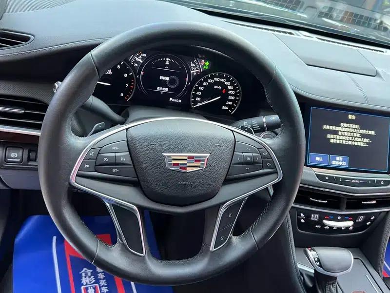2017 Cadillac CT6 28T Elite — миниатюра 24