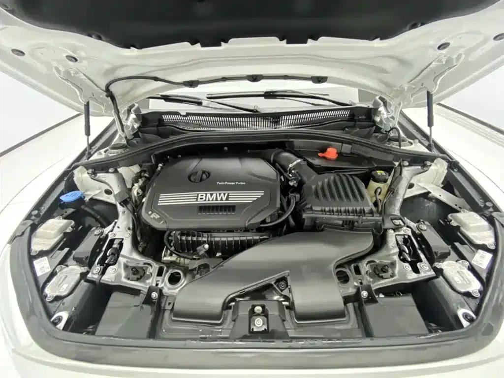 2020 BMW 1 Series 120i M Sport Package — миниатюра 12