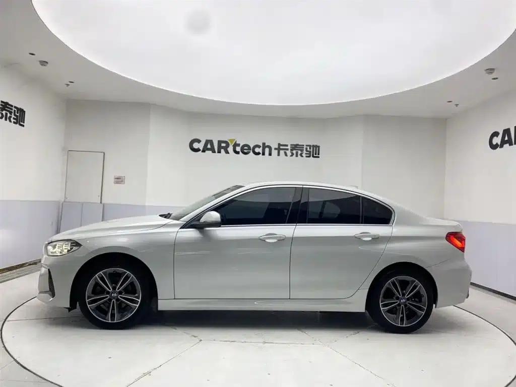 2020 BMW 1 Series 120i M Sport Package — миниатюра 8