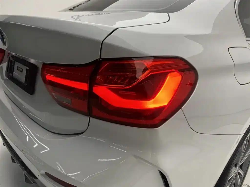 2020 BMW 1 Series 120i M Sport Package — миниатюра 10