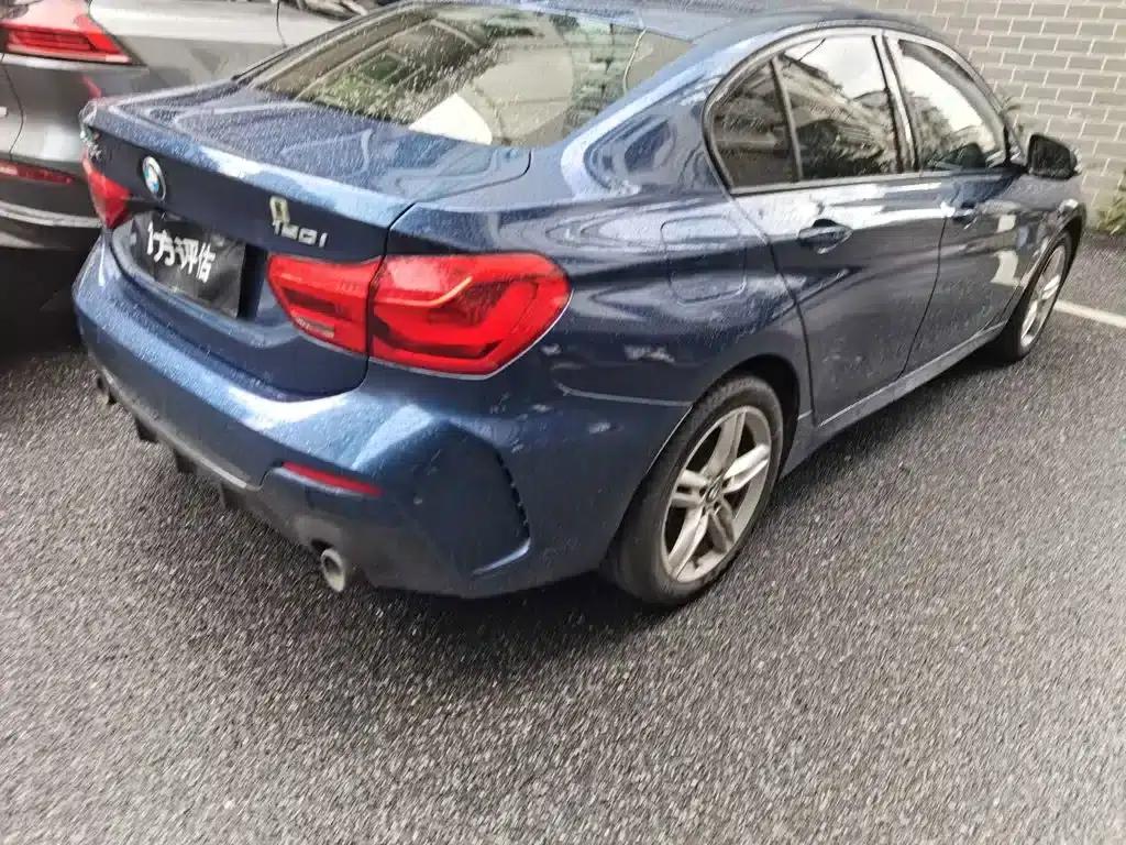 2022 BMW 1 Series 120i M Sport — миниатюра 5