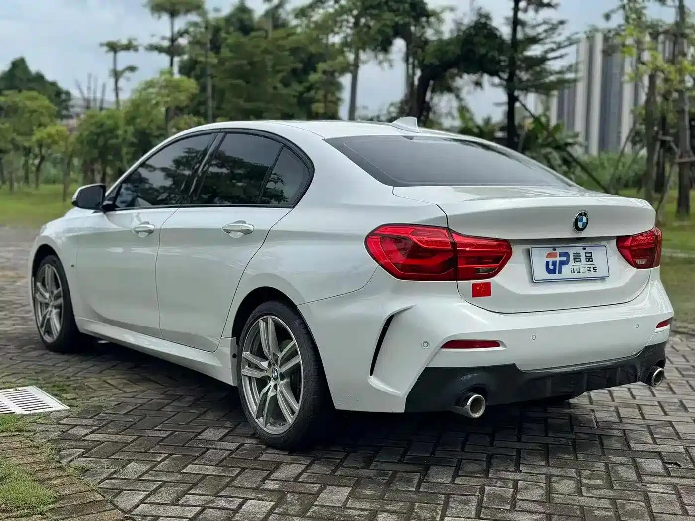 2020 BMW 1 Series 125i Leading M Sport Package — миниатюра 6