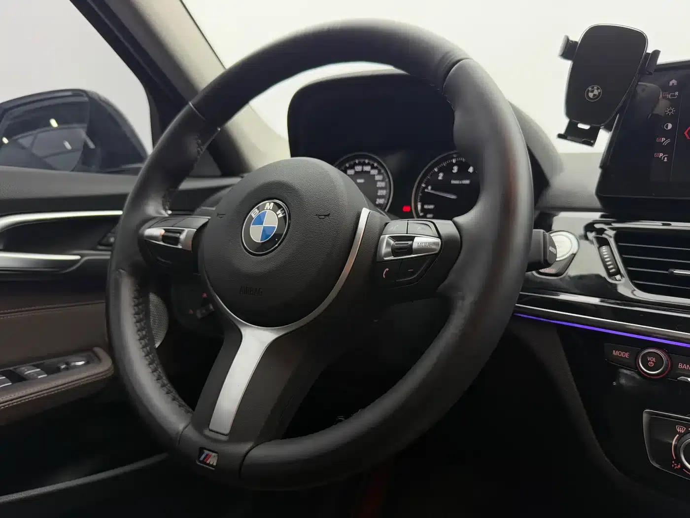 BMW 1 Series 2021 Facelift 120i M Sport Shadow Edition — миниатюра 13
