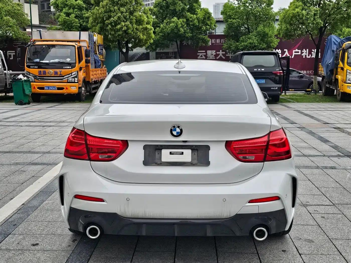 2023 BMW 1 Series 120i M Sport — миниатюра 11