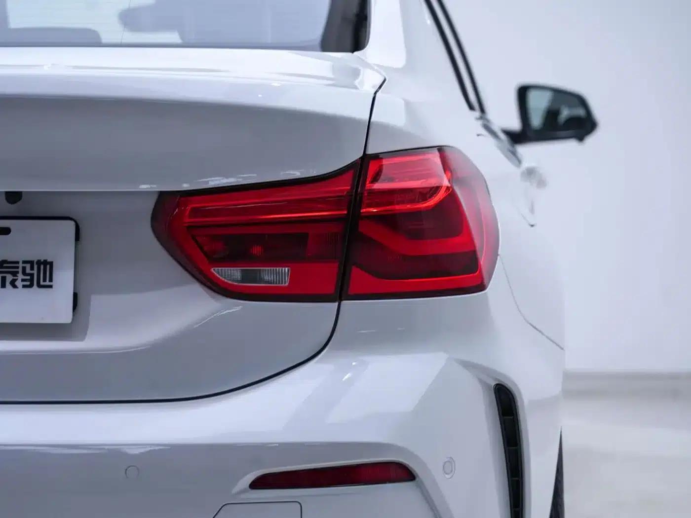 2023 BMW 1 Series 120i M Sport — миниатюра 18