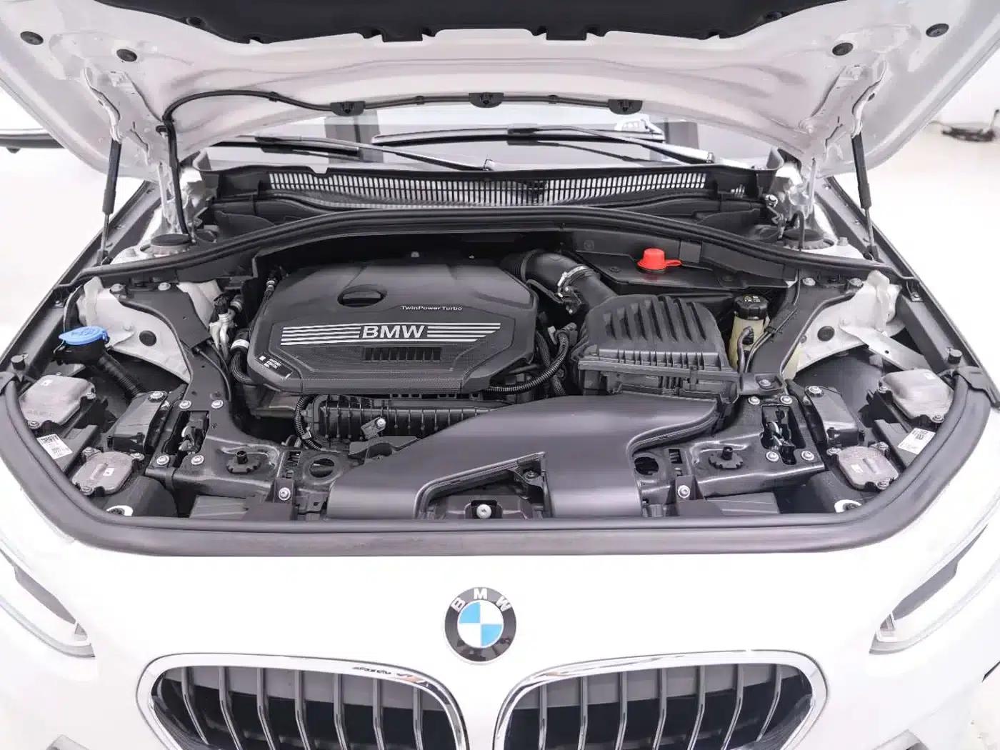 2023 BMW 1 Series 120i M Sport — миниатюра 21