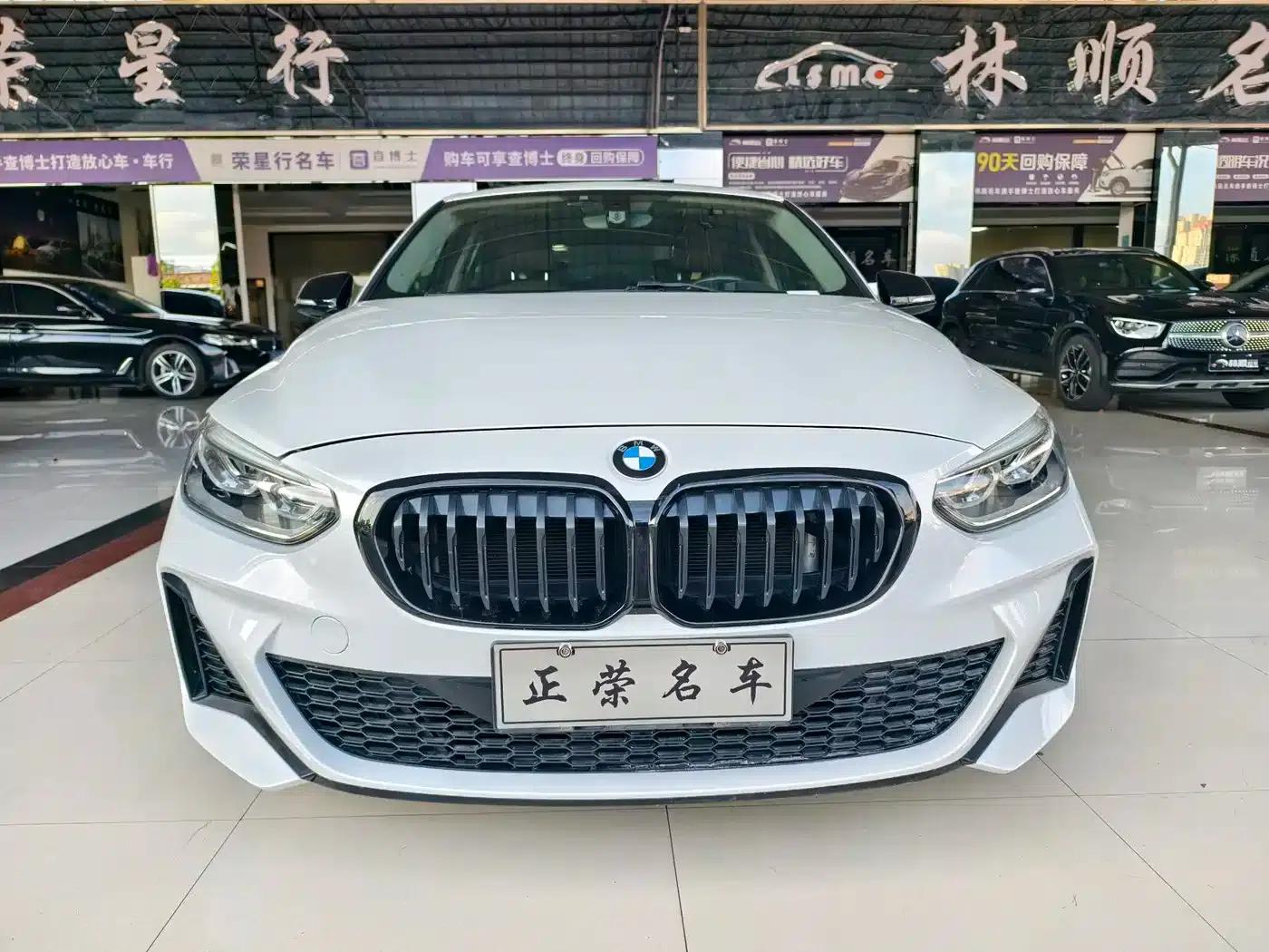 2021 BMW 1 Series 120i M Sport — миниатюра 2