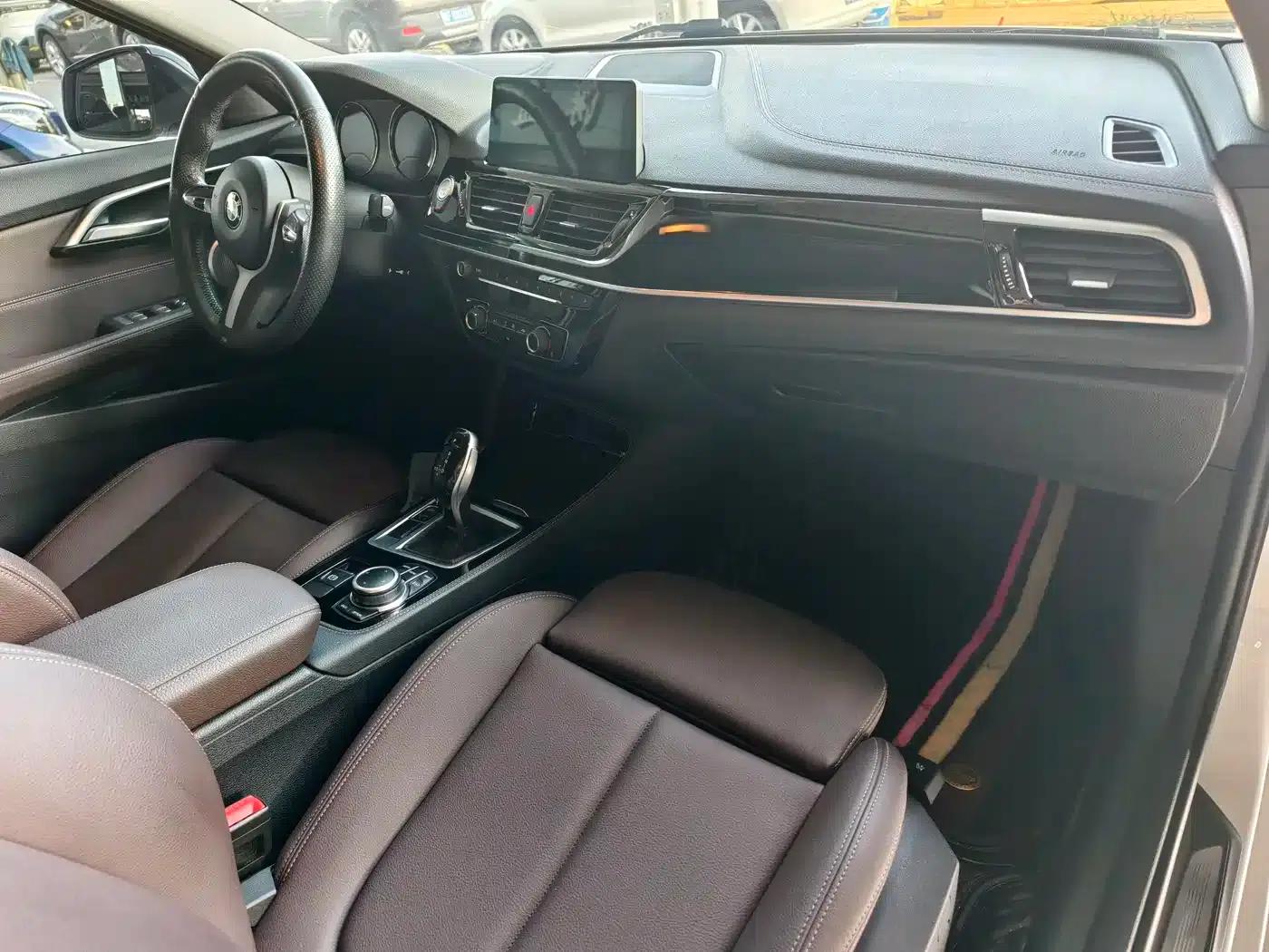 2021 BMW 1 Series 120i M Sport — миниатюра 12