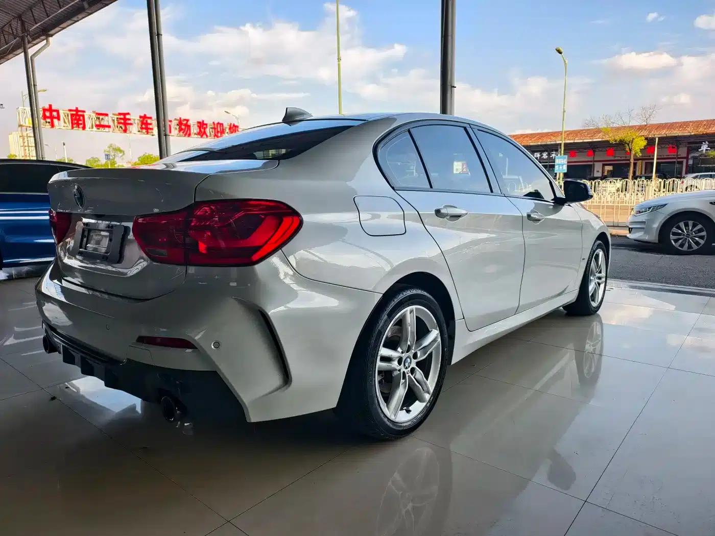 2021 BMW 1 Series 120i M Sport — миниатюра 13